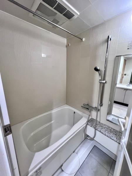 ＳＳ．ＦＬＡＴ神楽坂ｓｏｕｔｈの浴室