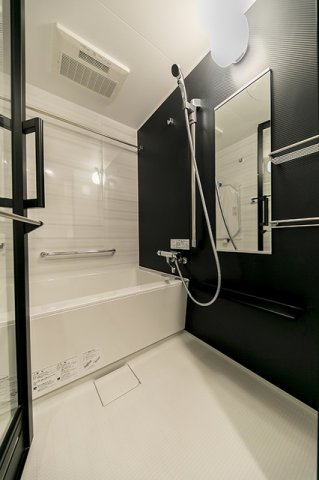 ミリアレジデンス新宿御苑の浴室|※写真は同タイプ住戸です。