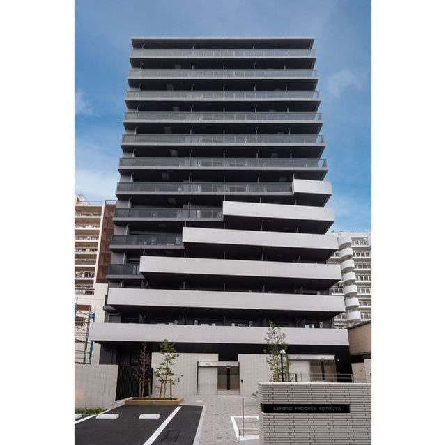 ルフォンプログレ四谷の外観