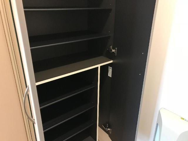 ヴェール・コリーヌの収納|下駄箱