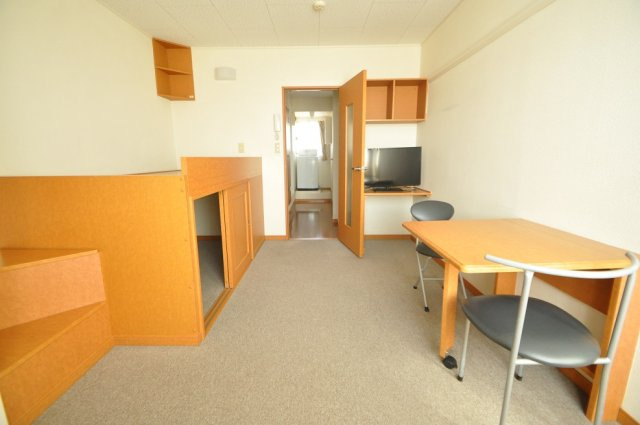 レオパレスＢｉｇハートの居間・リビング