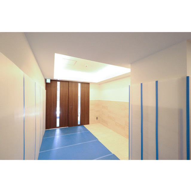 BROAD 新うめきたRESIDENCEの居間・リビング