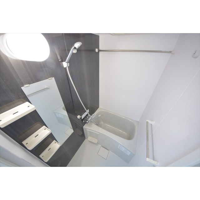 アドバンス新大阪ウエストゲートの浴室