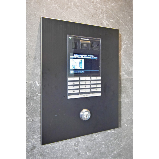 アドバンス大阪フェリーチェの駐車場