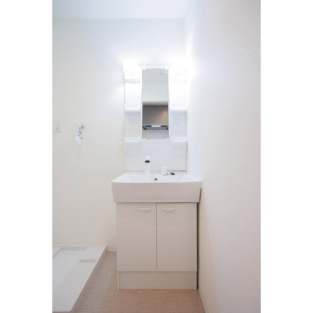 アウラ新大阪の洗面所