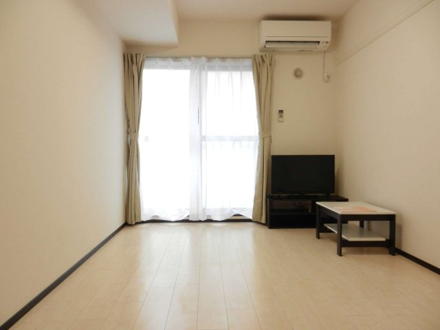 レオネクスト舟橋の居間・リビング|明るい居室