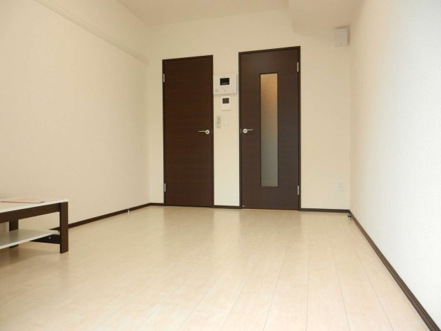 レオネクスト舟橋の寝室|クローゼット完備　収納もばっちり