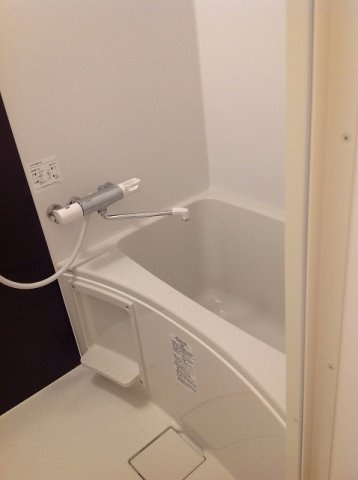 クレイノセイ柴島の浴室