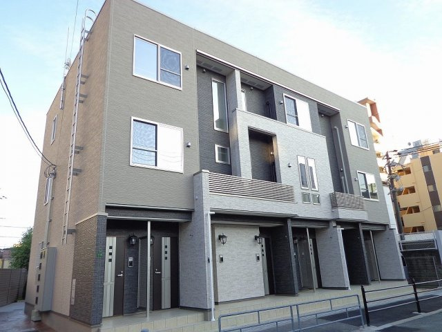 パーチェ　ブレッザの外観