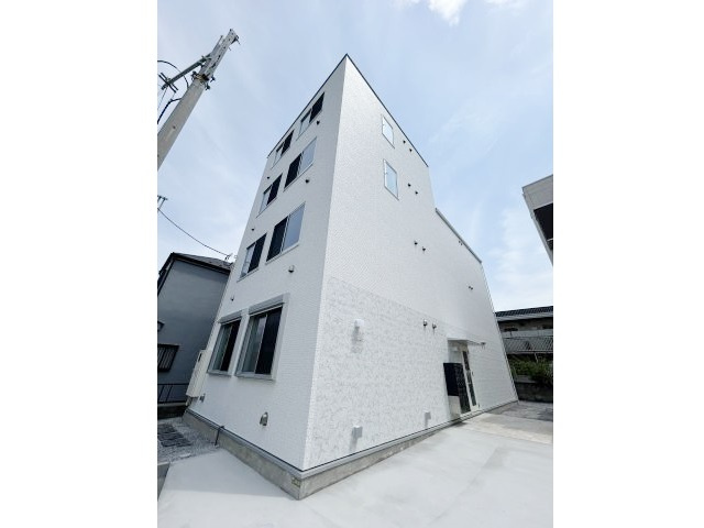 Novel Court西新井の外観