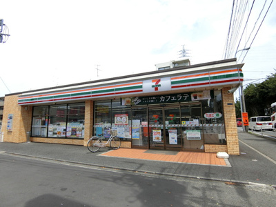 セブンイレブン横浜原宿４丁目店　280ｍ