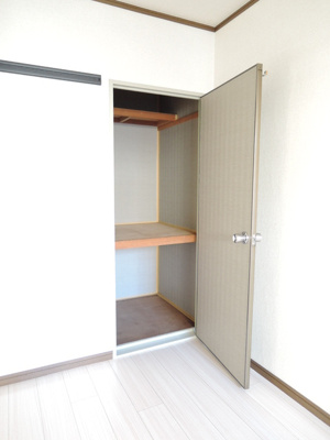 半間収納／北側洋室6帖
