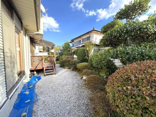 学園木花台南・中古戸建の庭