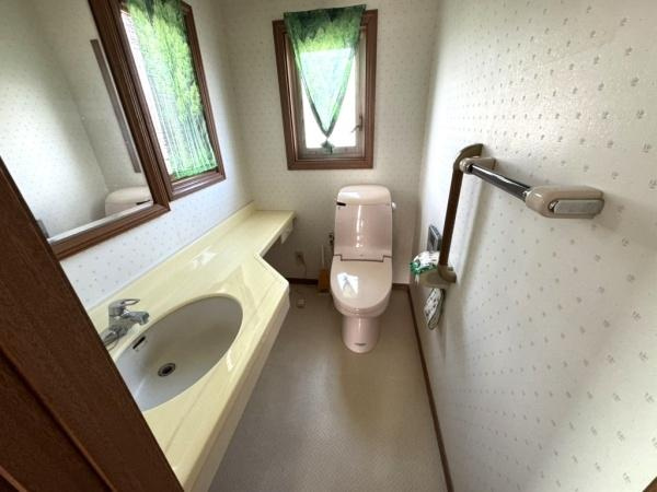 学園木花台南・中古戸建のトイレ