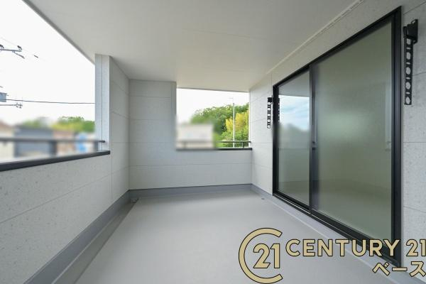 リーブルガーデン大野 ２号棟 ／新築一戸建のバルコニー|■現地撮影写真■ゆったりとしたインナーバルコニー・急な雨でも安心です！