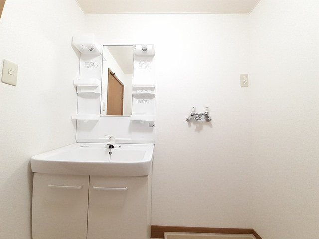 プルミエールの洗面所|コンパクトで使いやすい洗面所