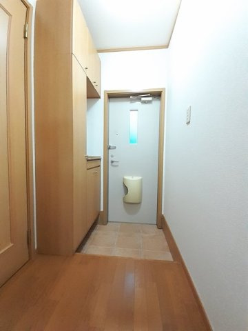 コンフォートみやび台Ⅱの玄関|ゆったりとした玄関です