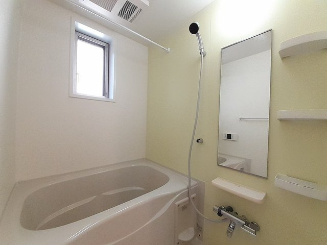 エクラデ　ジュールⅠの浴室|お風呂で日々の疲れを落としましょう