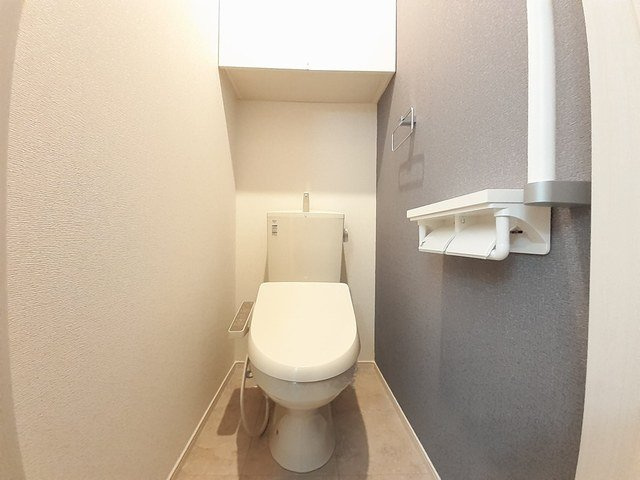 アンサンブル・デュオ　Ａのトイレ|落ち着いた色調のトイレです