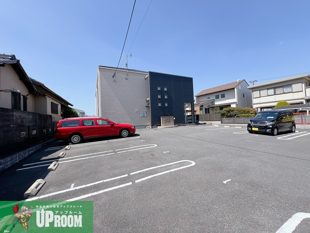 サニー ウエルⅡの駐車場