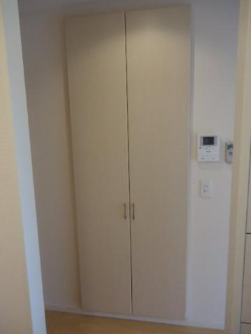 リバーレイン　コスモスの収納|クローゼット