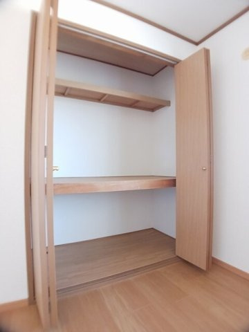 ミレニアムハイツ　Ｓの収納