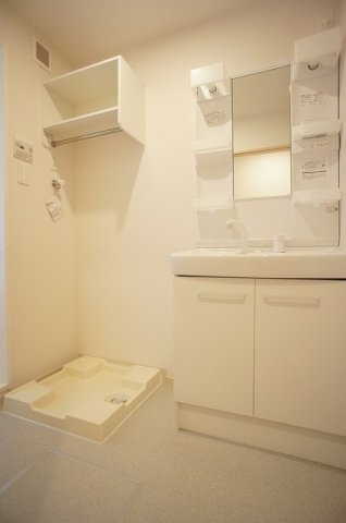 ネオ・カントリーの洗面所