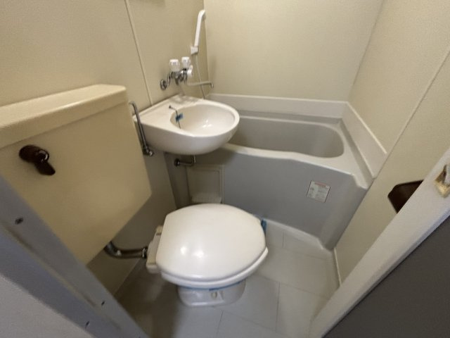 ゴールデンパレスのトイレ