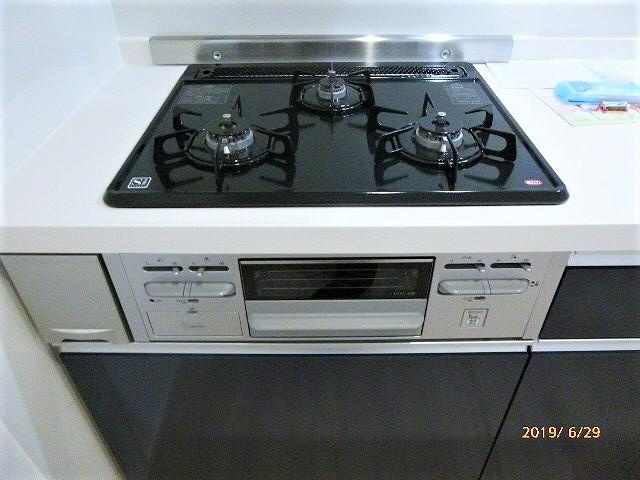 メゾン　ド　パルフェ　ＡＢＣ棟のキッチン