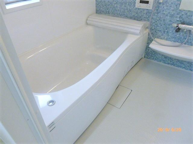 メゾン　ド　パルフェ　ＡＢＣ棟の浴室