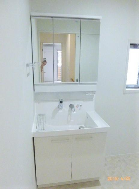 メゾン　ド　パルフェ　ＡＢＣ棟の洗面所