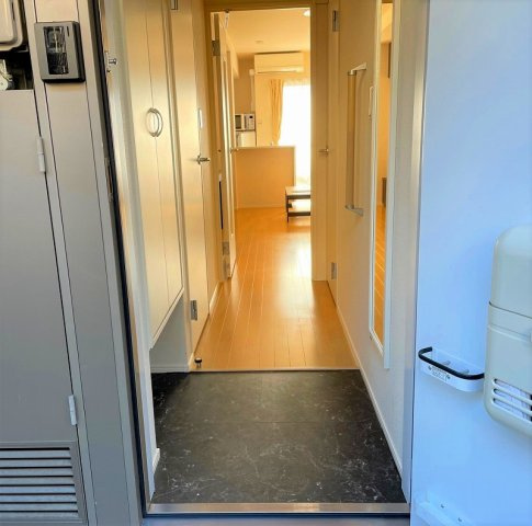 ミランダアルチザンの玄関