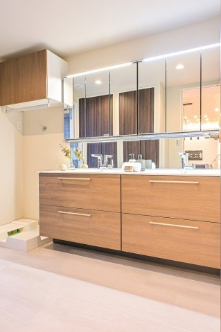 【独立洗面台】 | THE TOKYO TOWERS MID TOWER