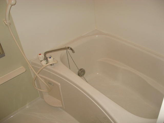 アスタ－ラビスタⅢの浴室