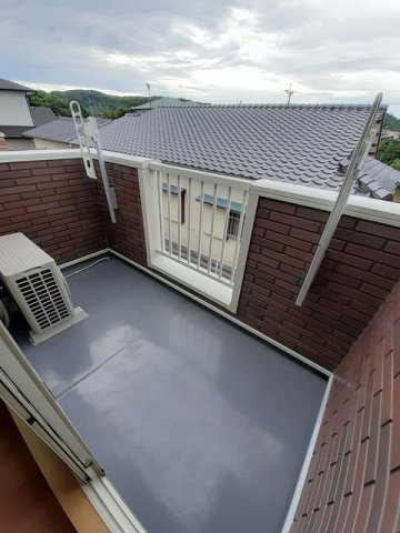 ファミールコートⅡ　Ｂのバルコニー