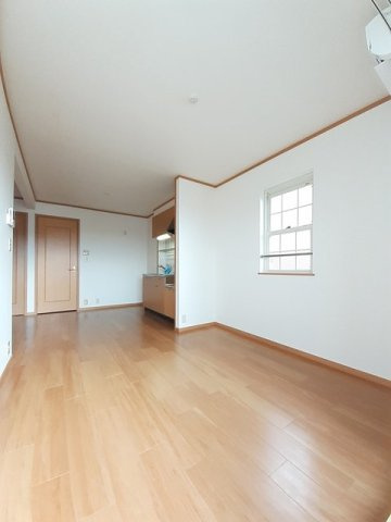 ファミールコートⅡ　Ｂの居間・リビング