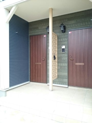 まりばさみⅢのエントランス