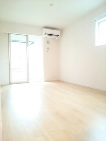 まりばさみⅢの居間・リビング