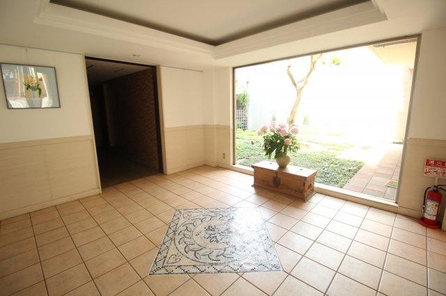 【エントランス】