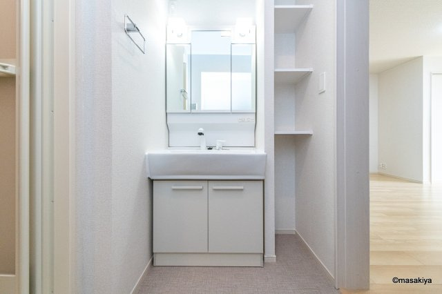 コージーコートの洗面所