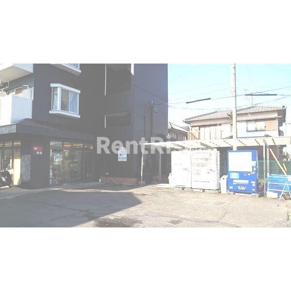 メゾンソレイユのエントランス