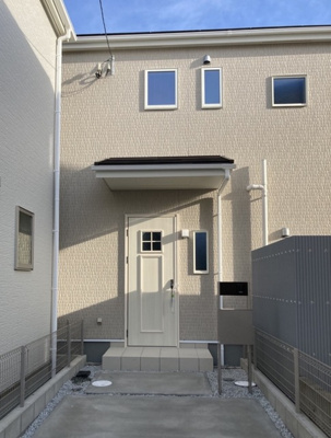 【外観：施工例】 | リーブルガーデン岸和田市並松町３期 | 同シリーズ外観