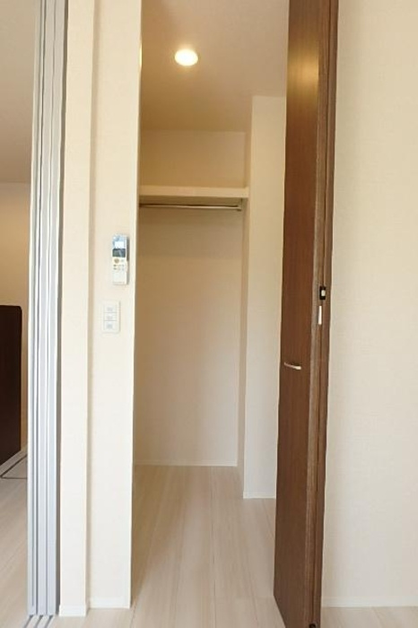 コリーヌ・ドゥの収納