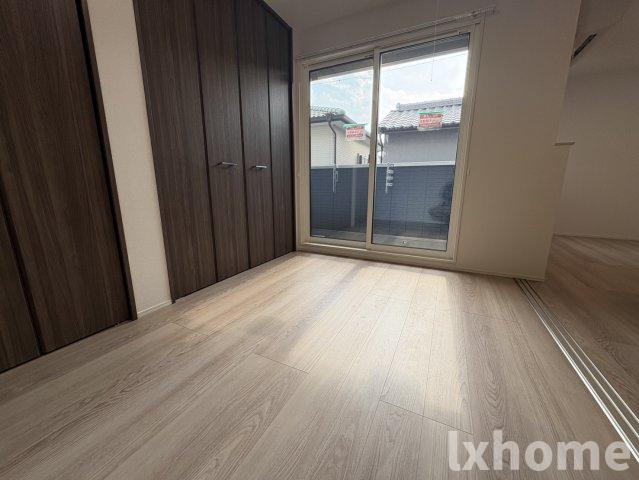 クレッシェンドⅥの寝室|落ち着いた色調の寝室です