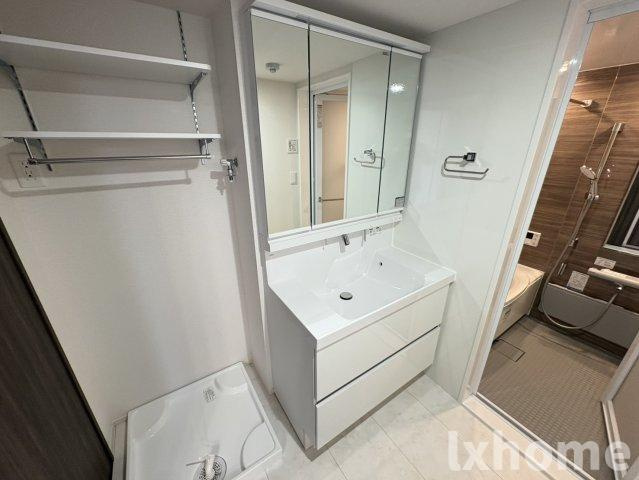 クレッシェンドⅥの洗面所|明るい洗面所です