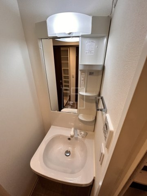 【洗面所】 | La Douceur梅田West | La Douceur梅田West　独立洗面化粧台