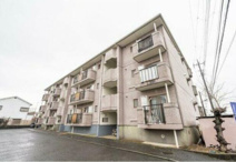 エスティアの画像