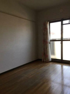 【洋室】 | エスティア | 使いやすい洋室です