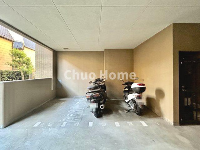 【駐車場】 | コスモ平井ガーデンフォルム | 【バイク置場】最新の空き状況や費用などの詳細は担当スタッフまでお問い合わせください。