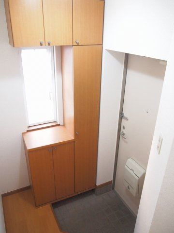 アイオーラの玄関